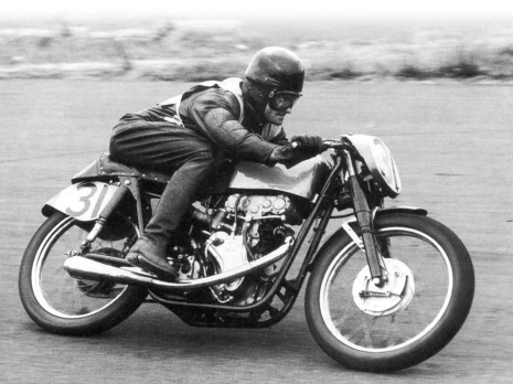Les Diener racing the Eldee Special in the 50s.